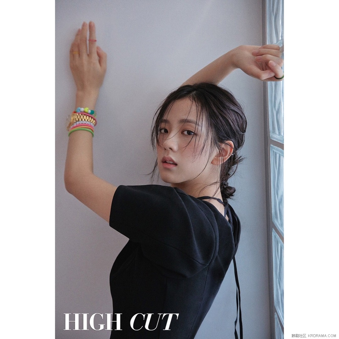 highcutstar_Bkj_3BCA8Do.jpg