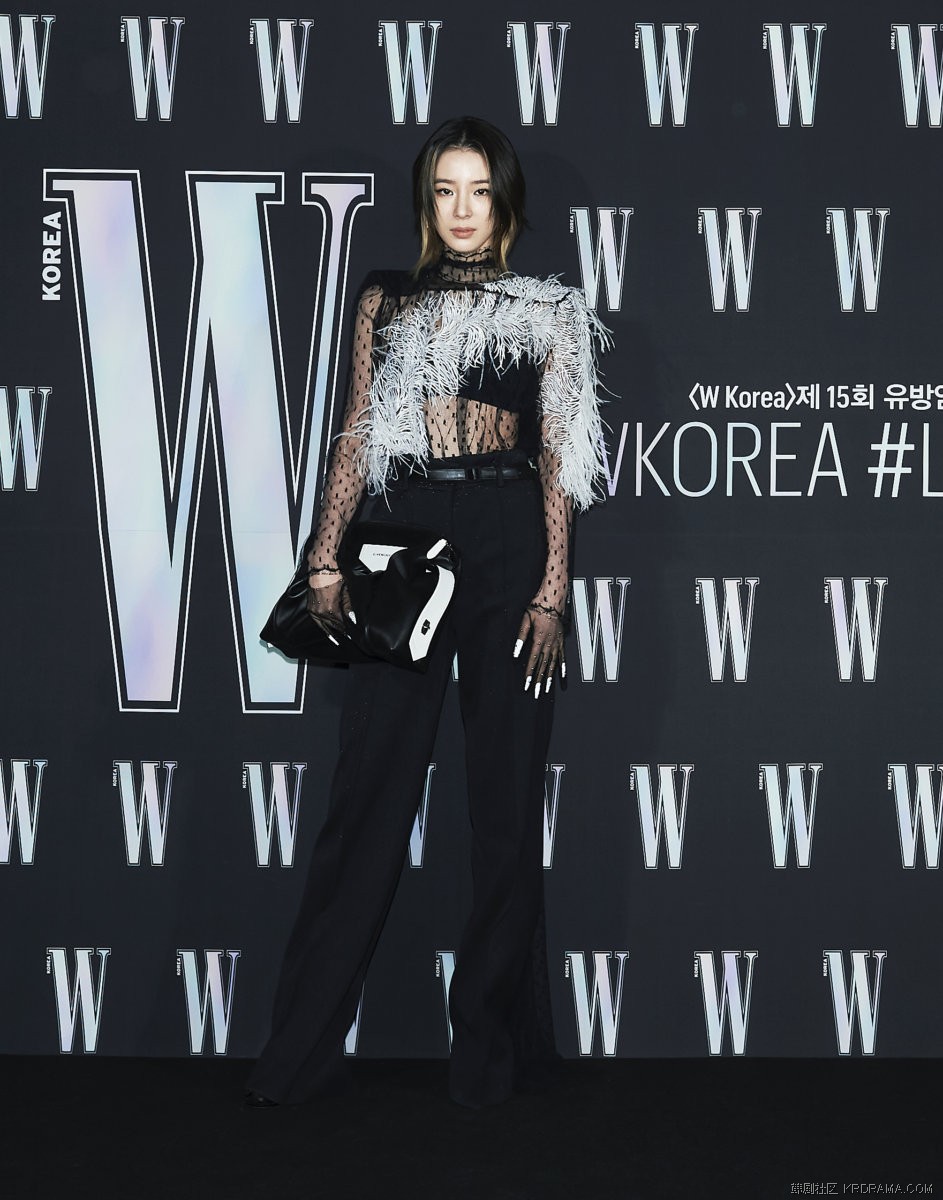 模特IRENE.jpg