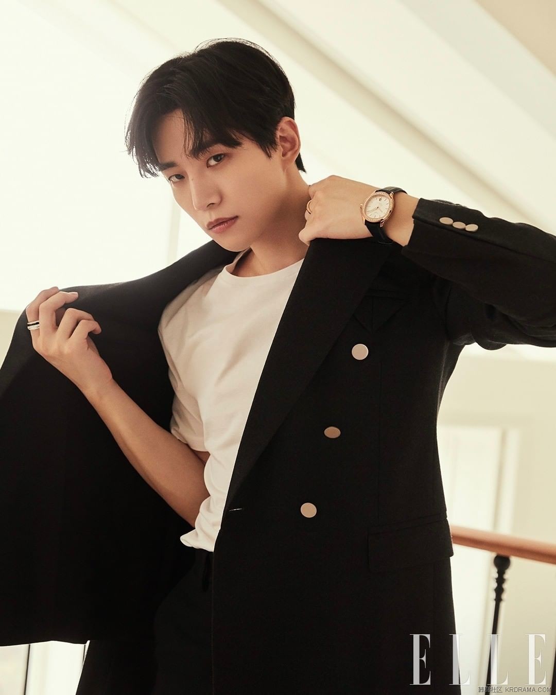 ellekorea~p~CZGncQRsoKH~2.jpg