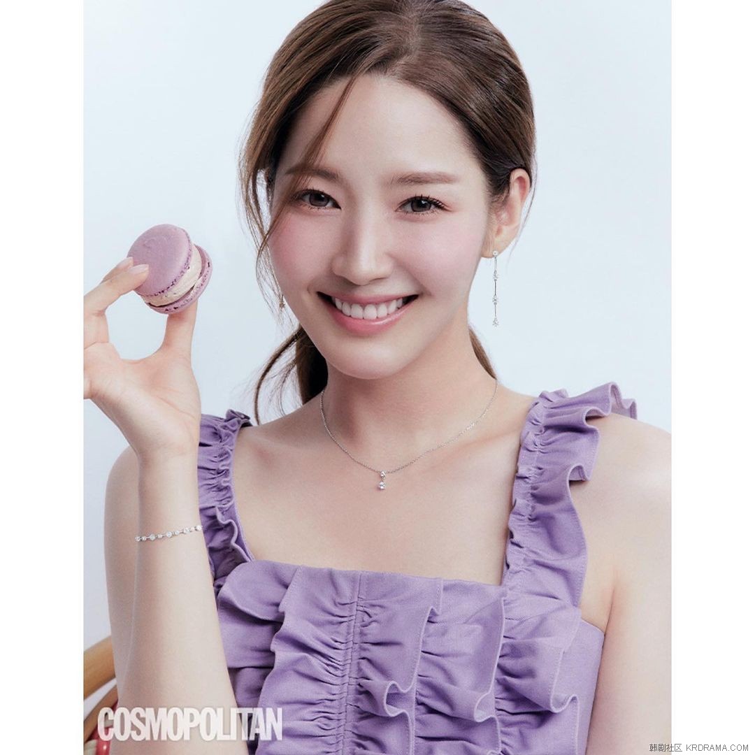 cosmopolitankorea~p~CaN-4t4PRph~6.jpg