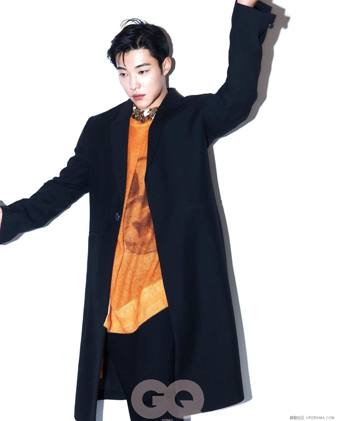 gq_korea~p~CaZIxn8P__2~5.jpg