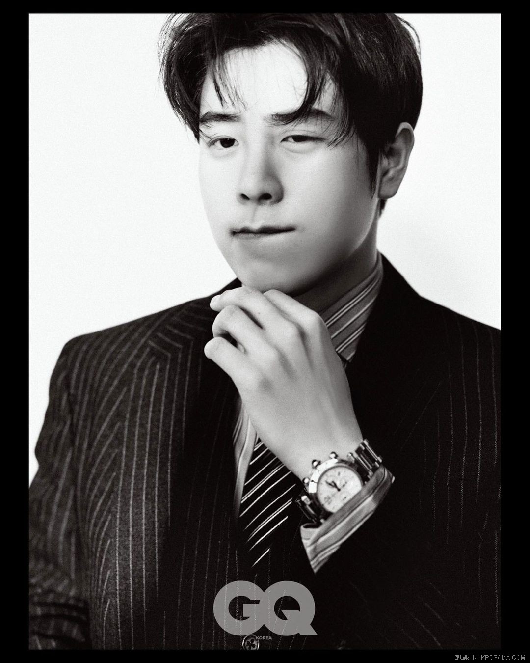 gq_korea~p~Cbb-aVdLGpY~3.jpg