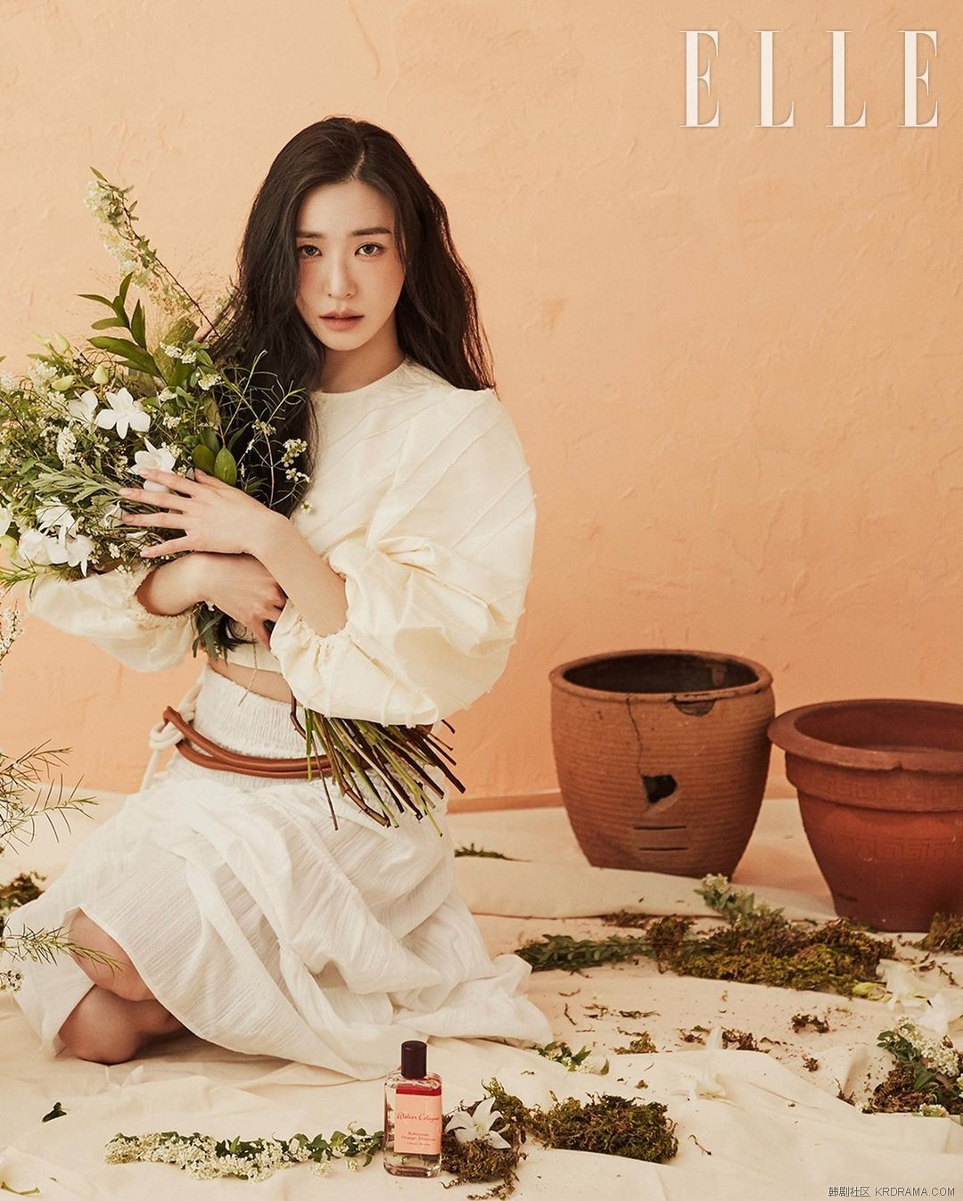 ellekorea~p~CbYpmfABsnt~3.jpg