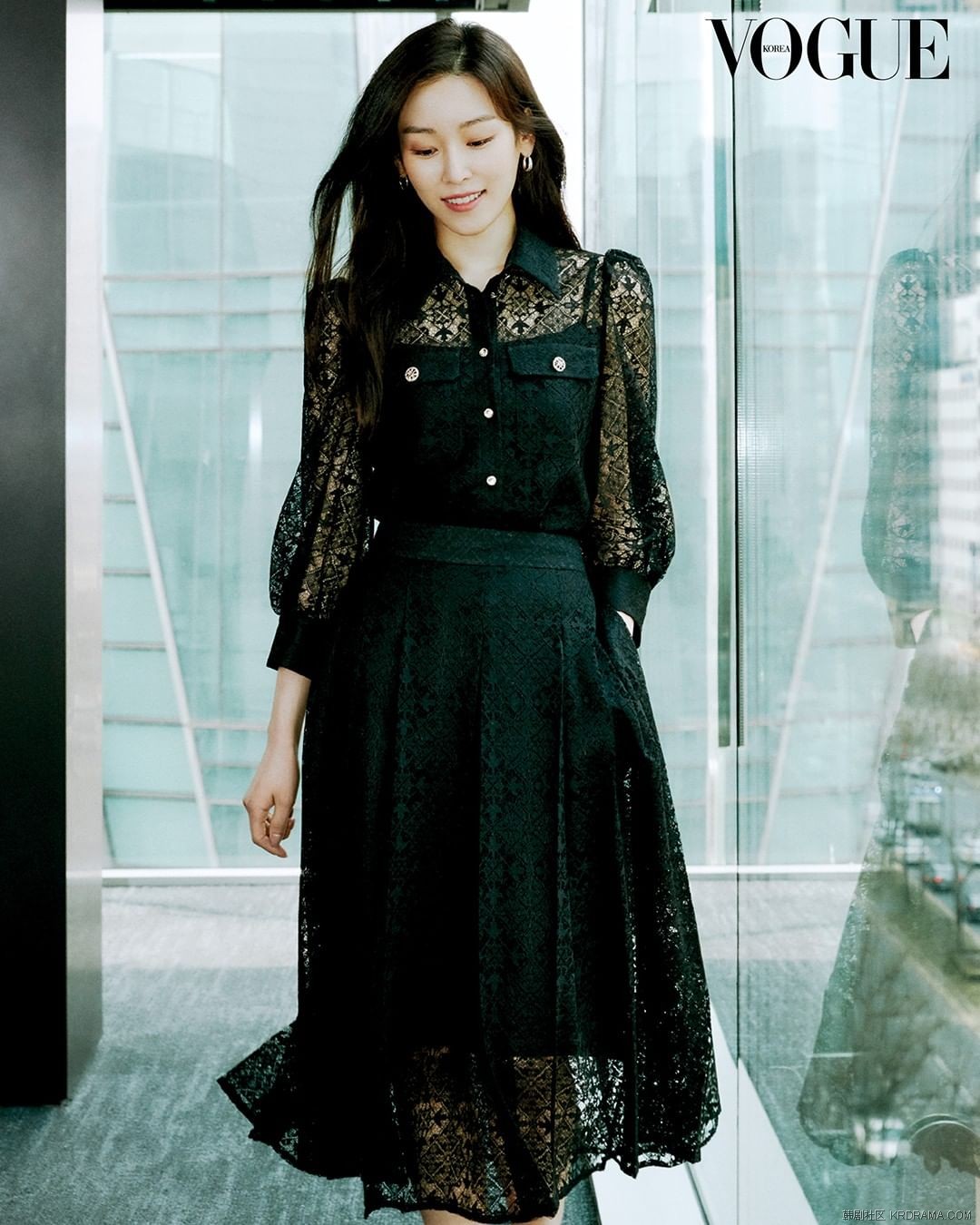 voguekorea~p~Cboo-e5LVDA~2.jpg