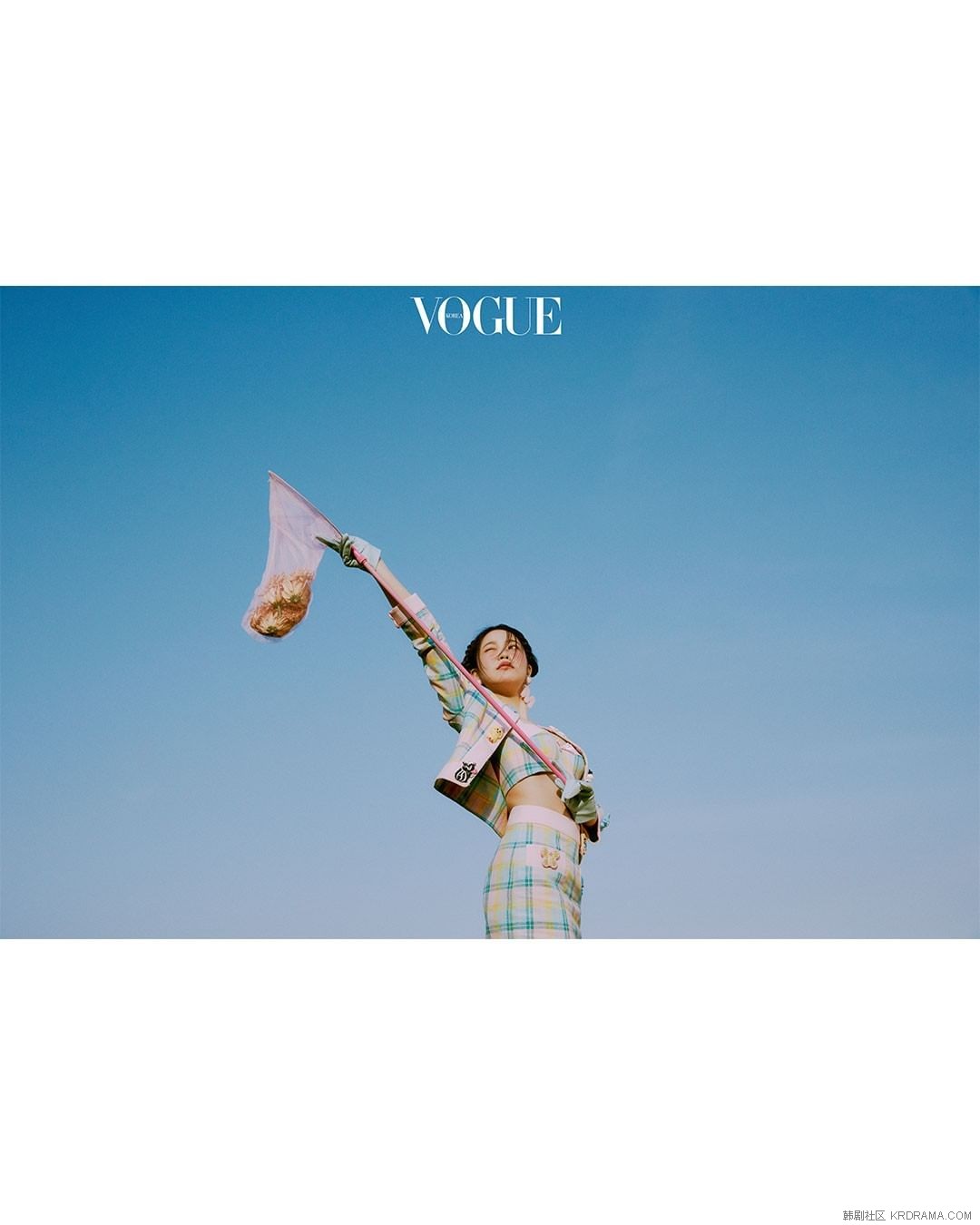 voguekorea~p~CdFwyM4Op7F~9.jpg