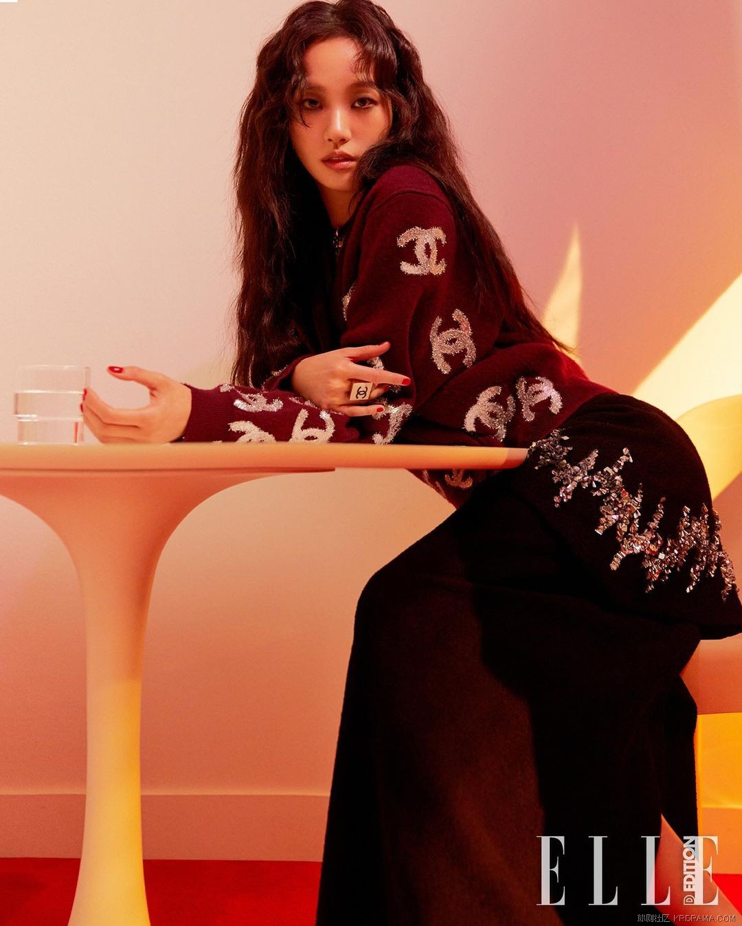 ellekorea~p~CffuN3hLO6Q~4.jpg