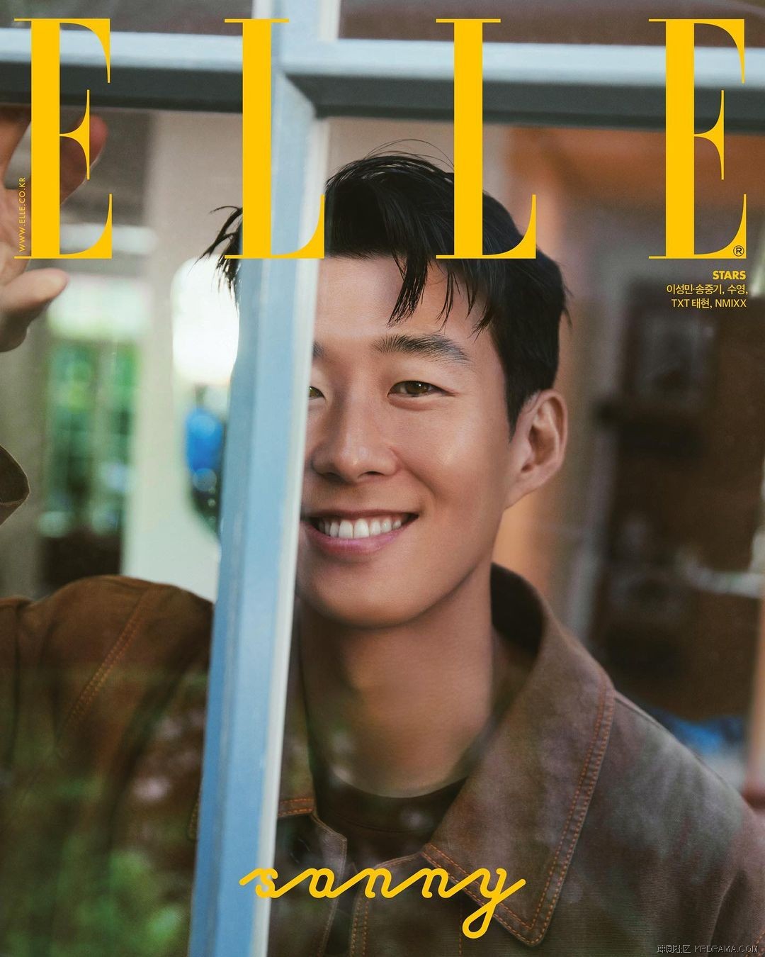 ellekorea~p~Ck66fWWheX9~4.jpg