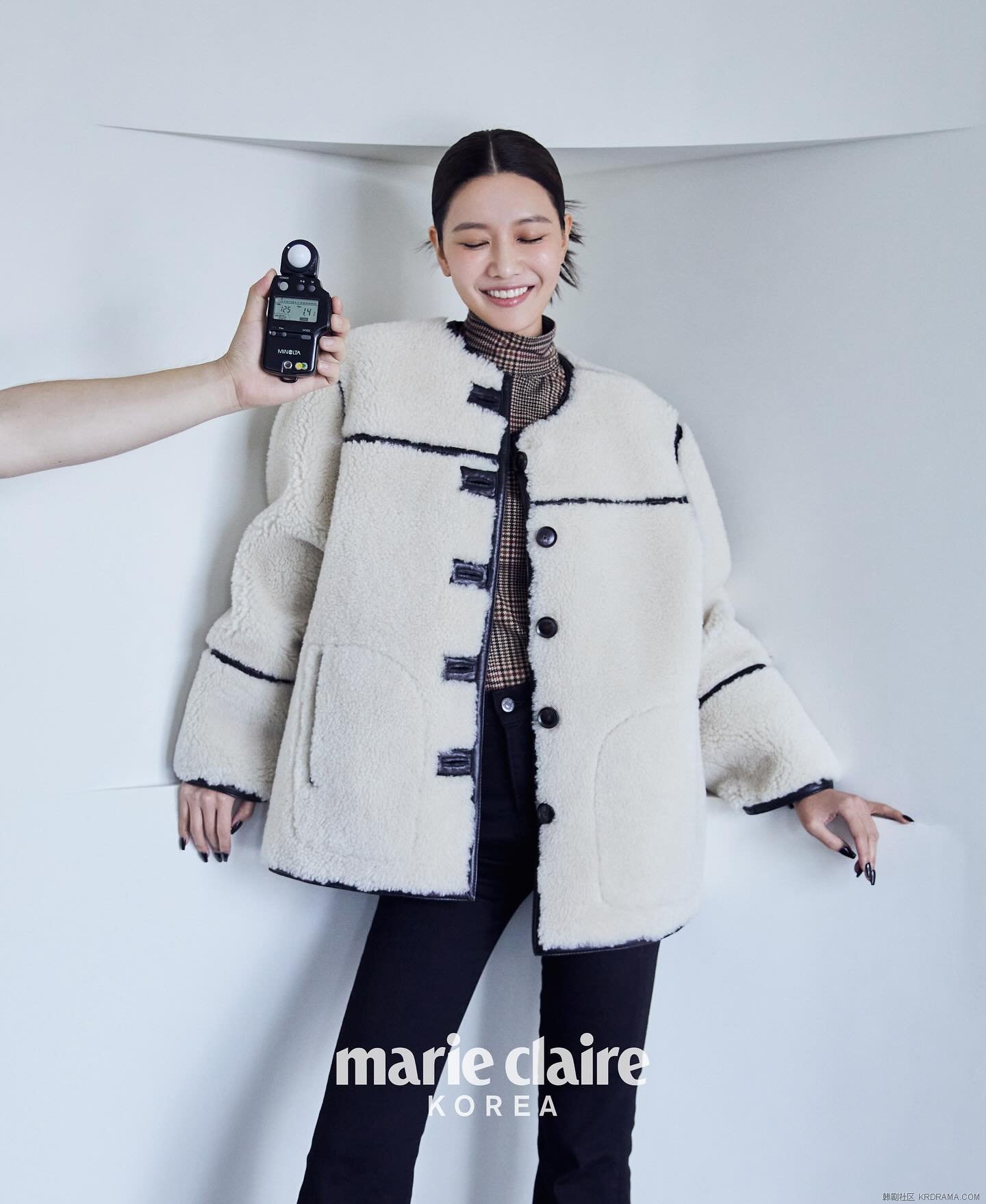 marieclairekorea_1728038126382.jpg