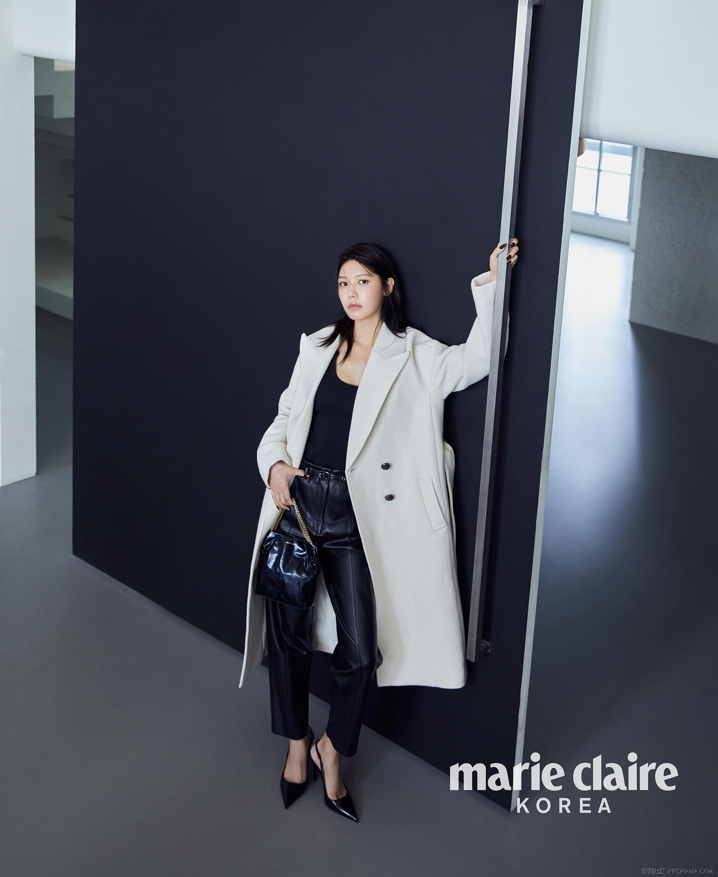 marieclairekorea_1728038125937.jpg