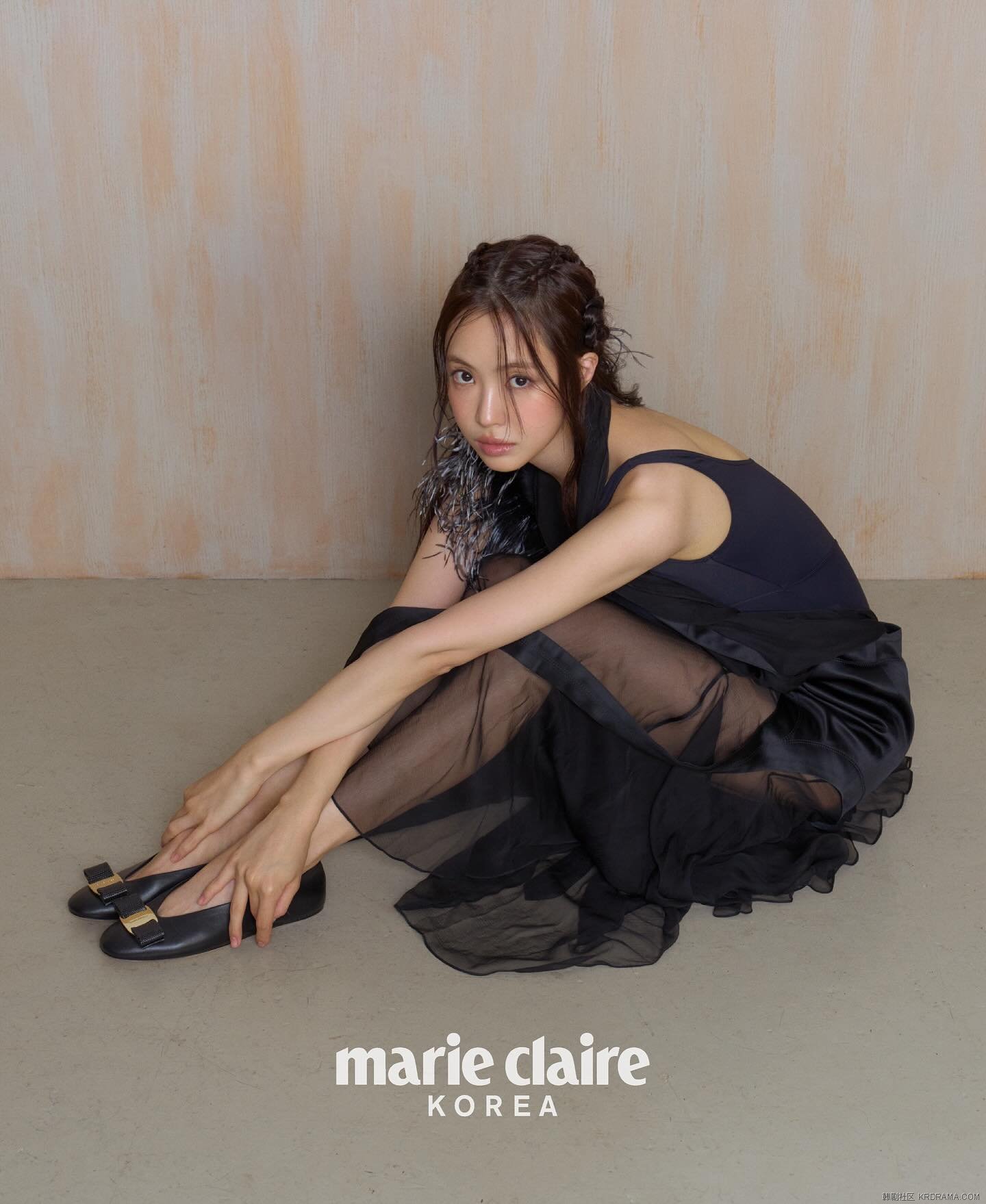 marieclairekorea_1729782030023.jpg