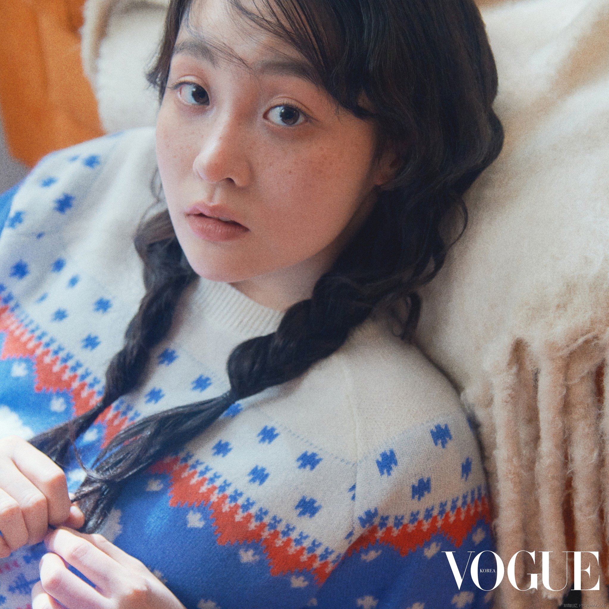 voguekorea_1731302563398.jpg