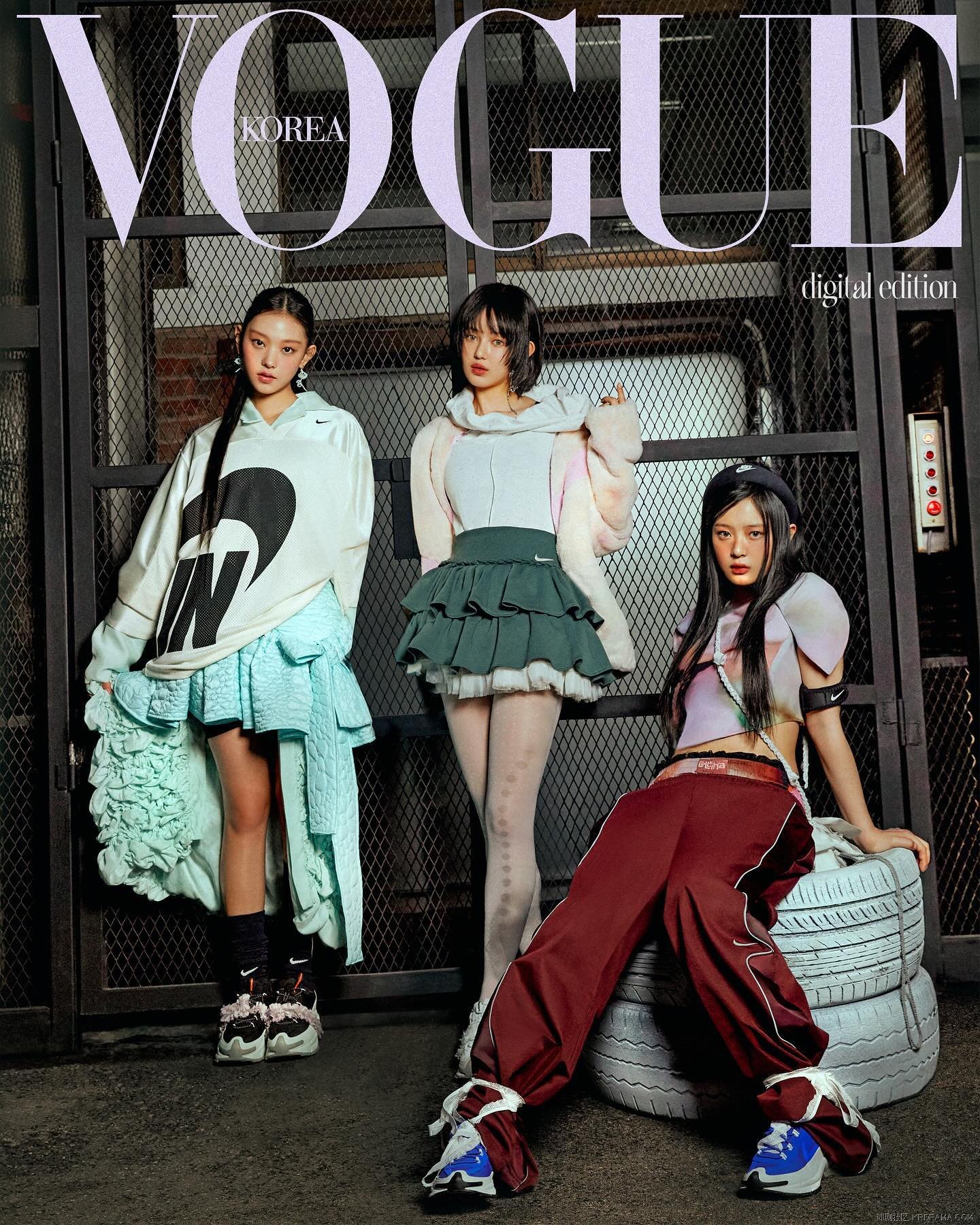 voguekorea_1731302376054.jpg