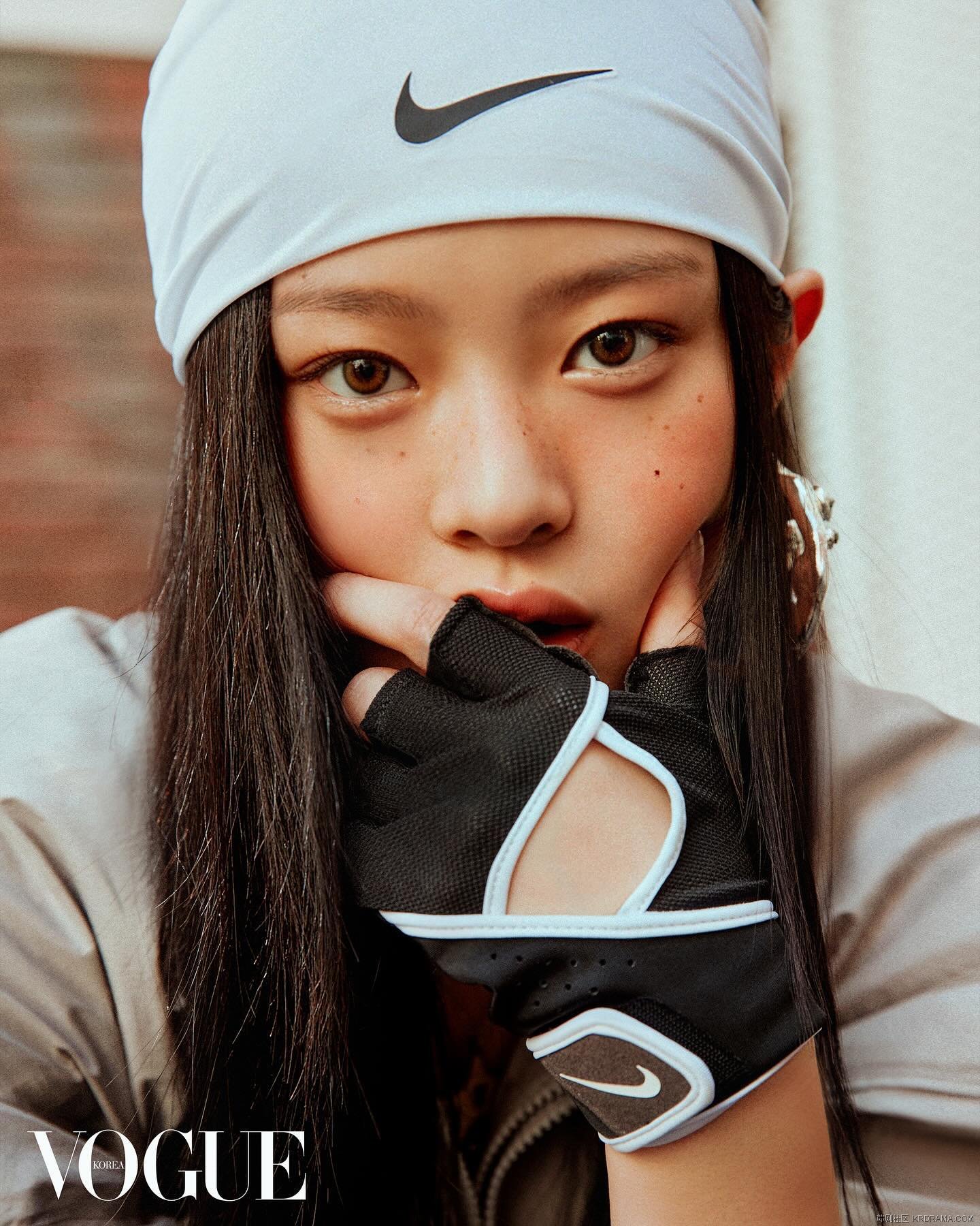 voguekorea_1731302376810.jpg