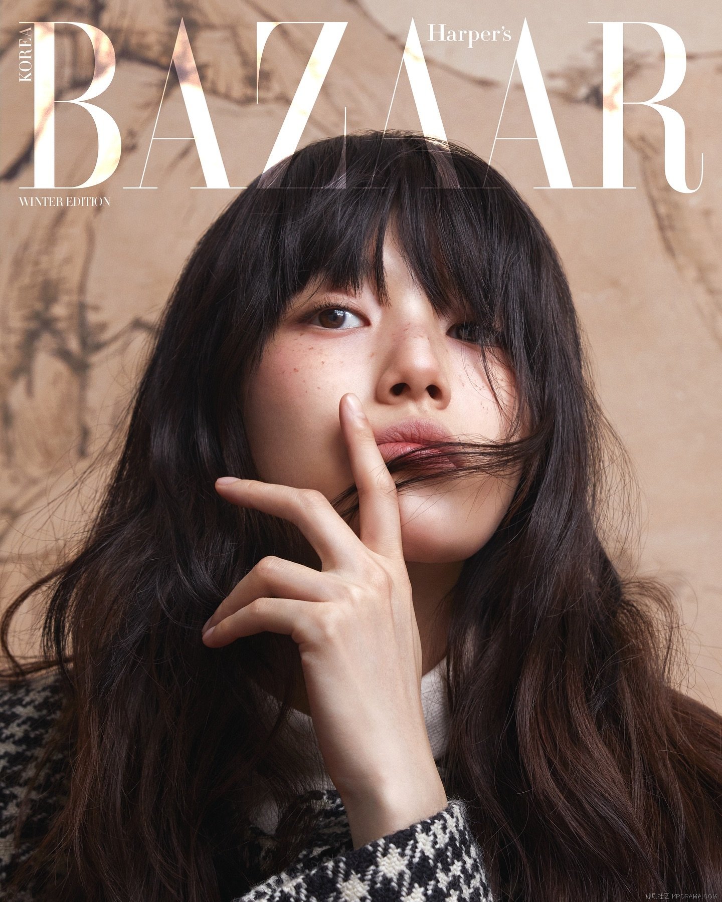 harpersbazaarkorea_1732201151692.jpg