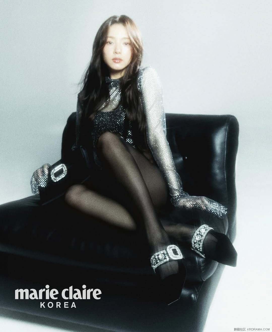 marieclairekorea_1733494330357.jpg