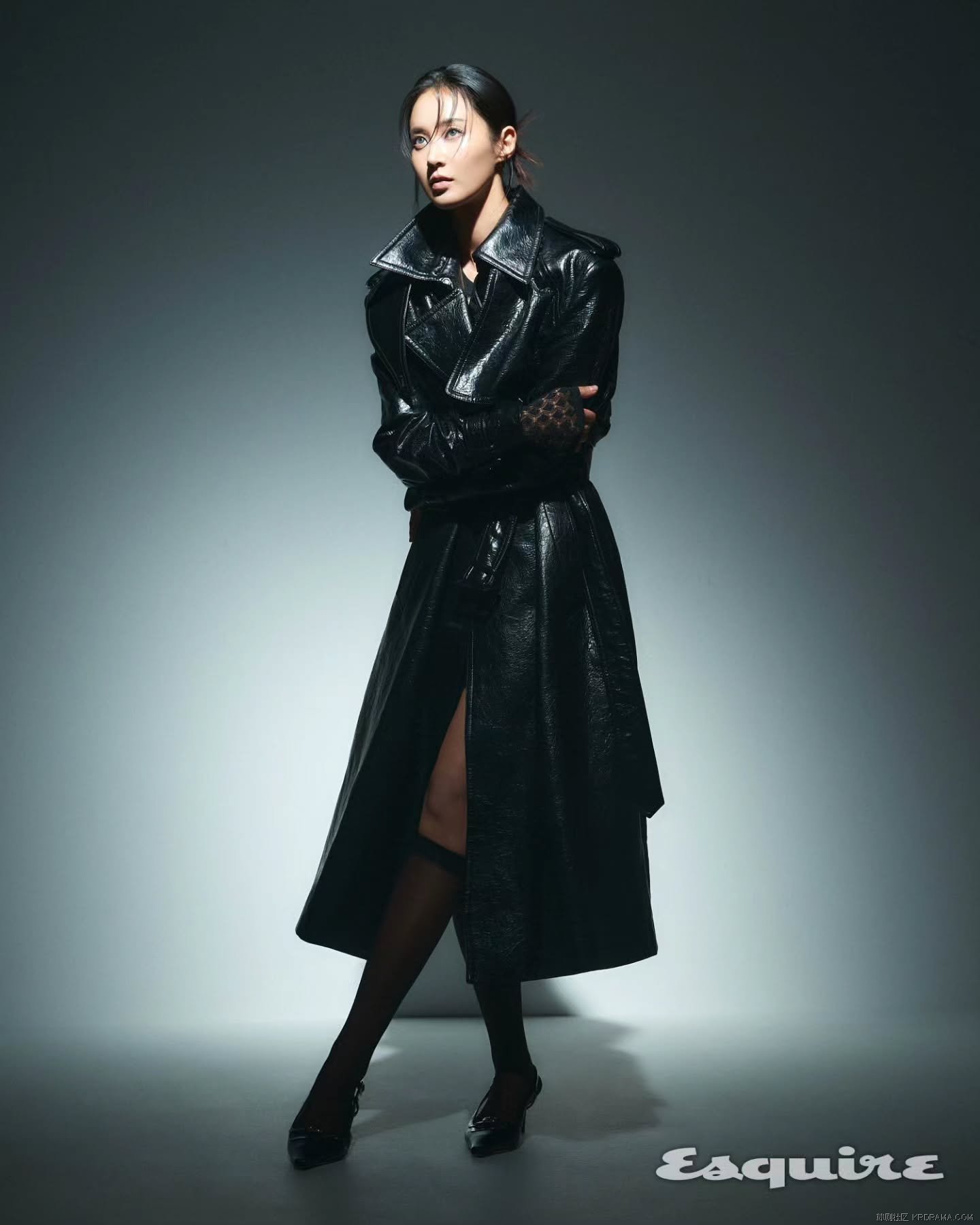 esquire.korea_1734509518277.jpg