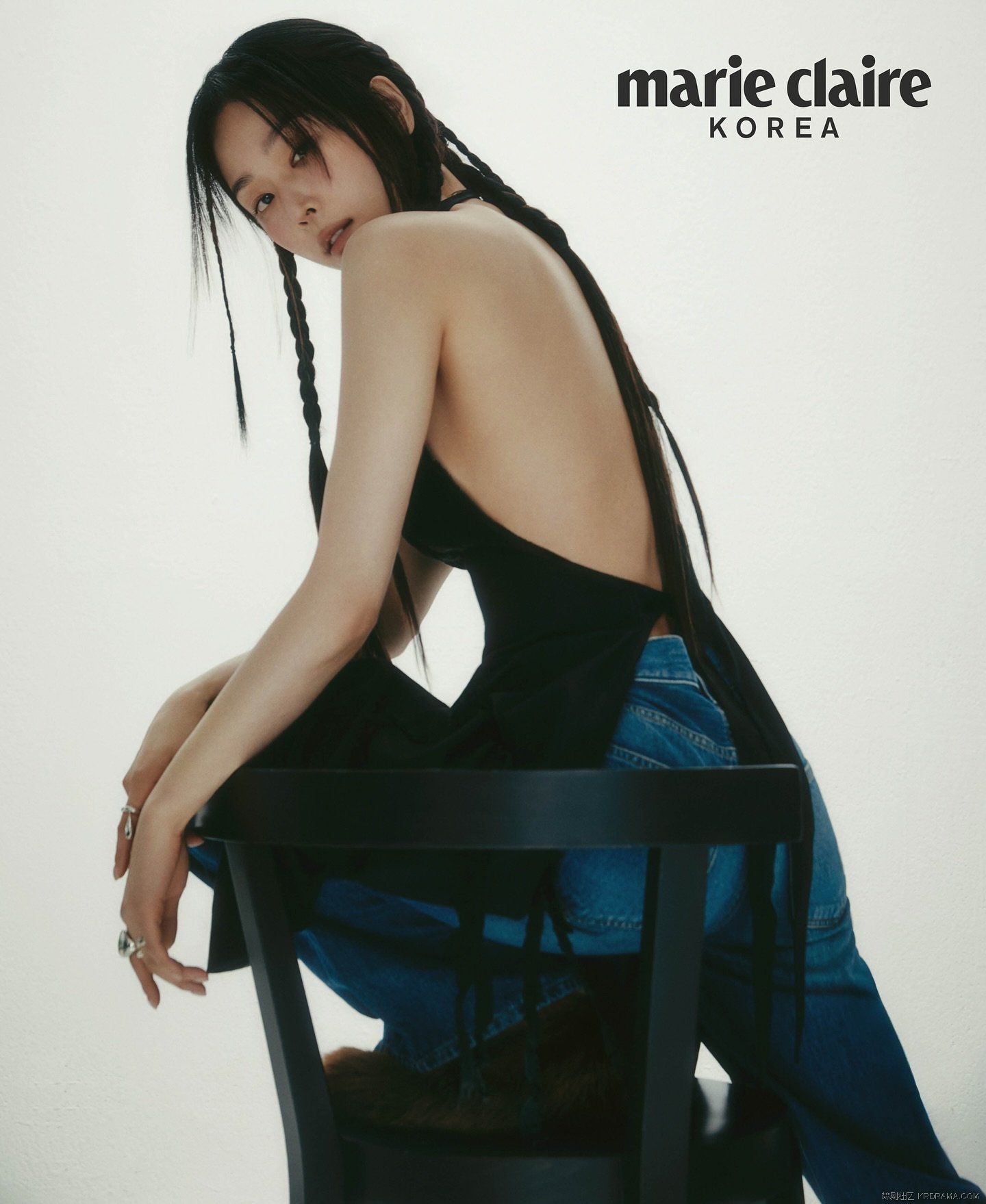 marieclairekorea_1735141706247.jpg