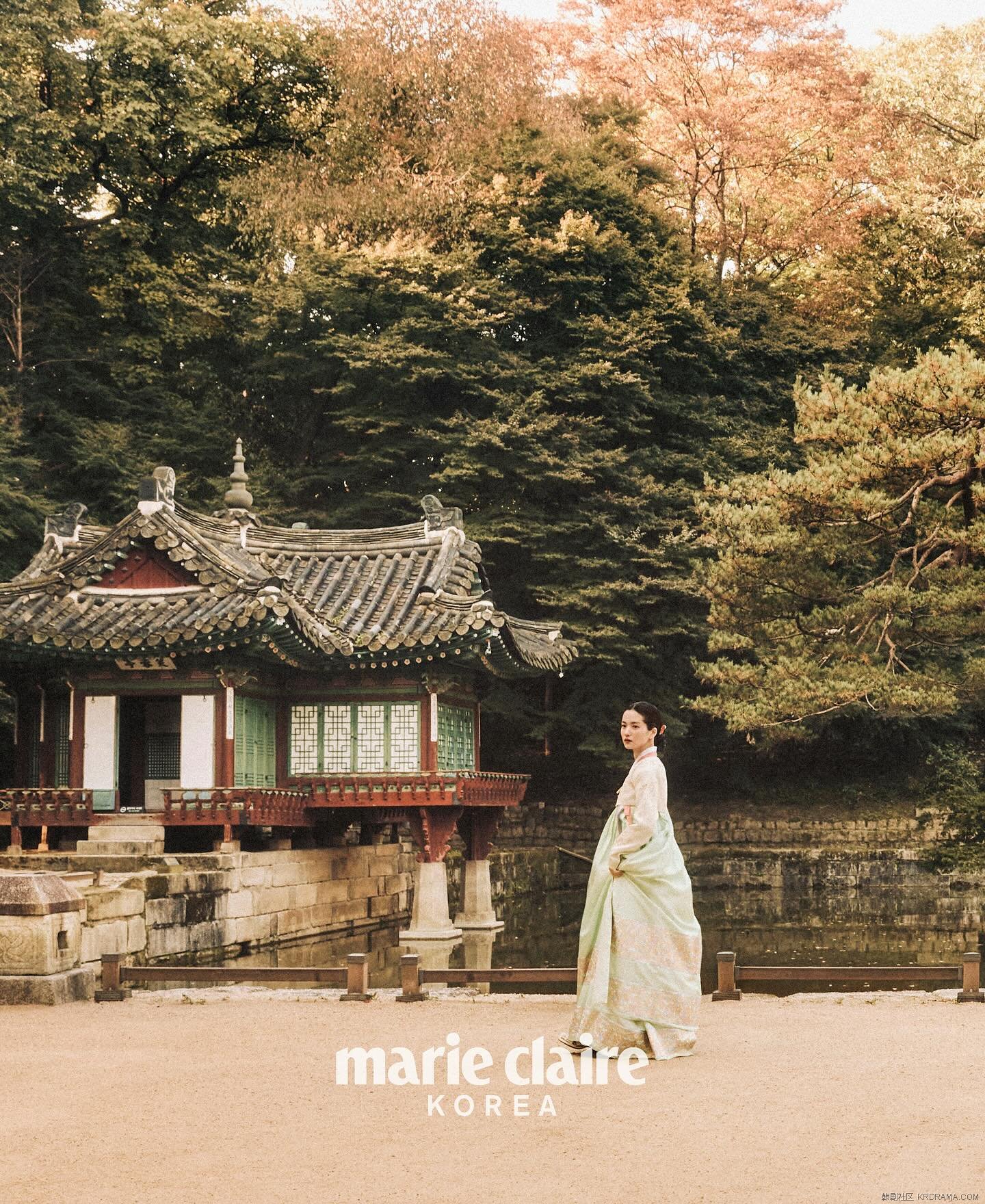 marieclairekorea_1735141794028.jpg