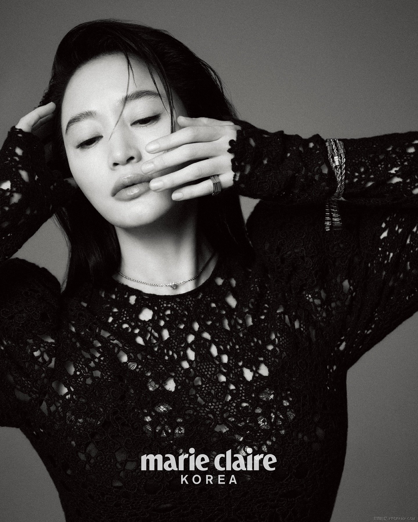 marieclairekorea_1735141479533.jpg