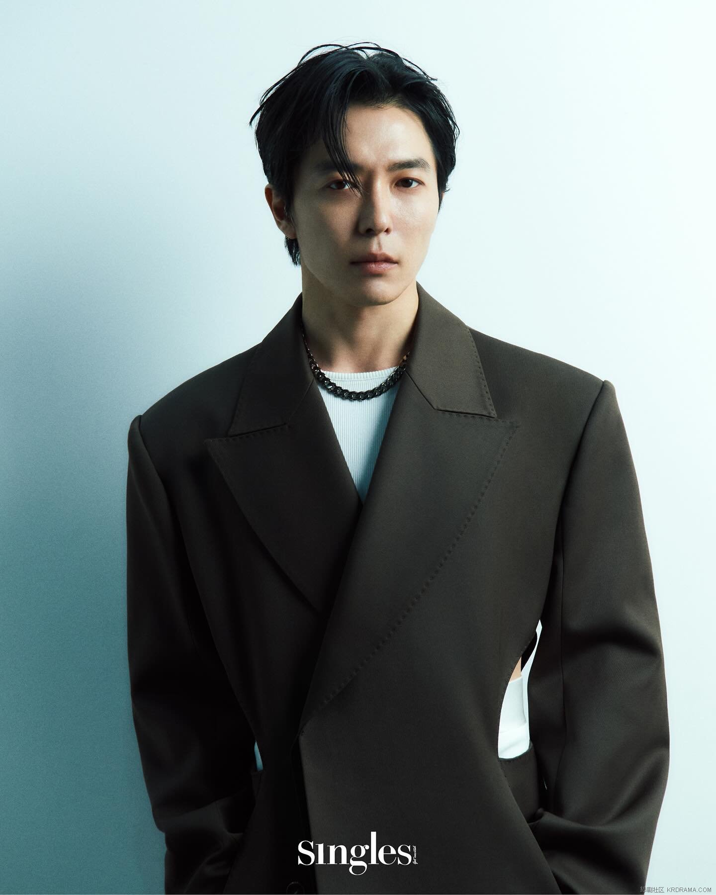singlesmagazine_1746884637946.jpg