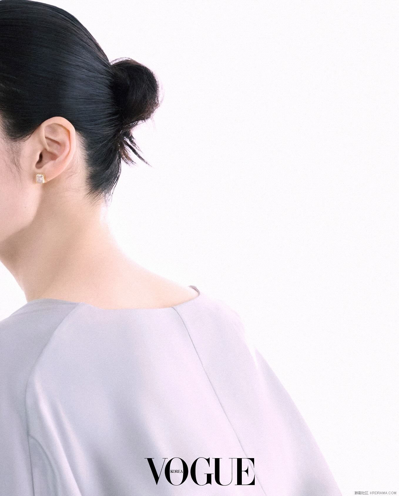 voguekorea_1747903771897.jpg
