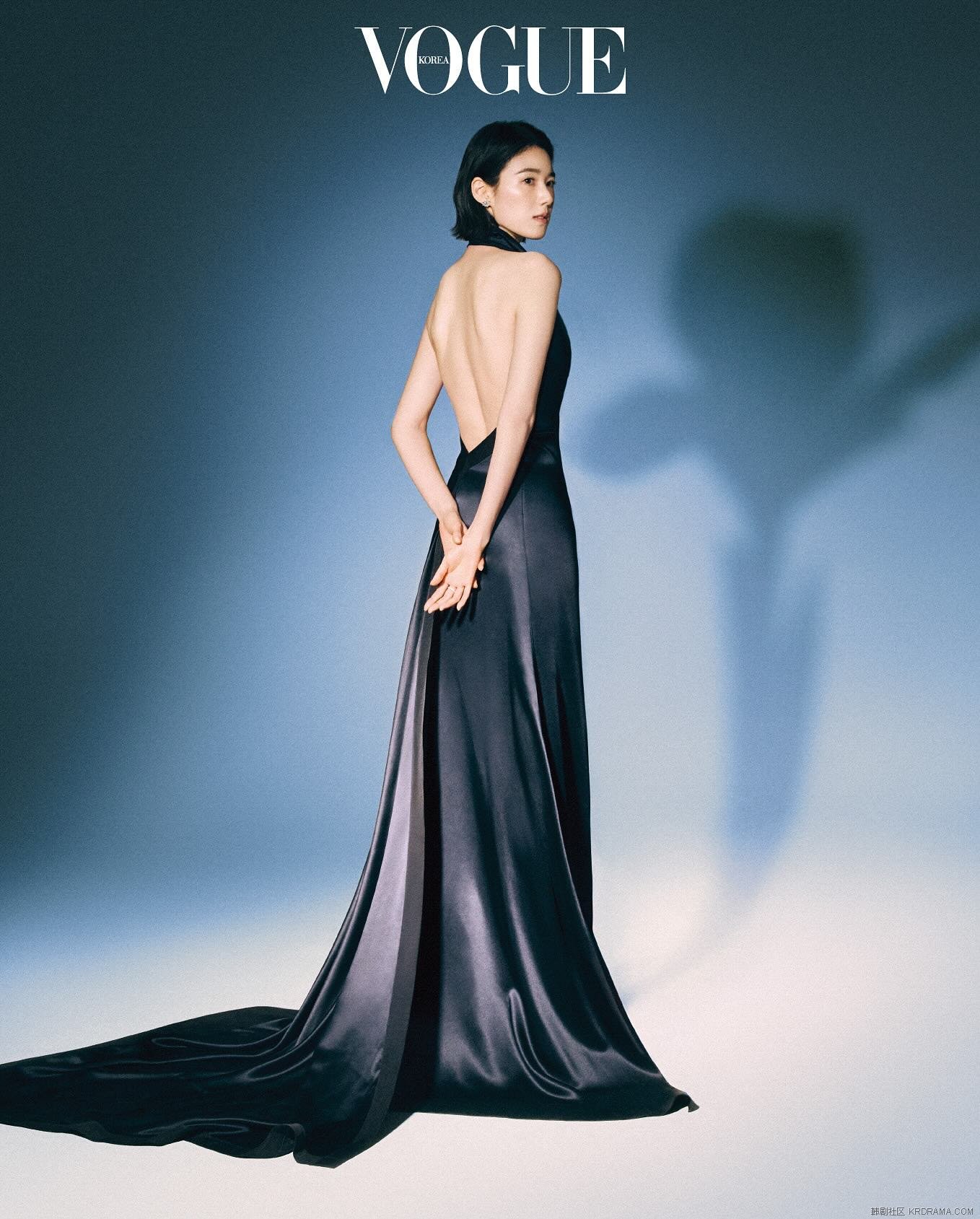 voguekorea_1747903704105.jpg
