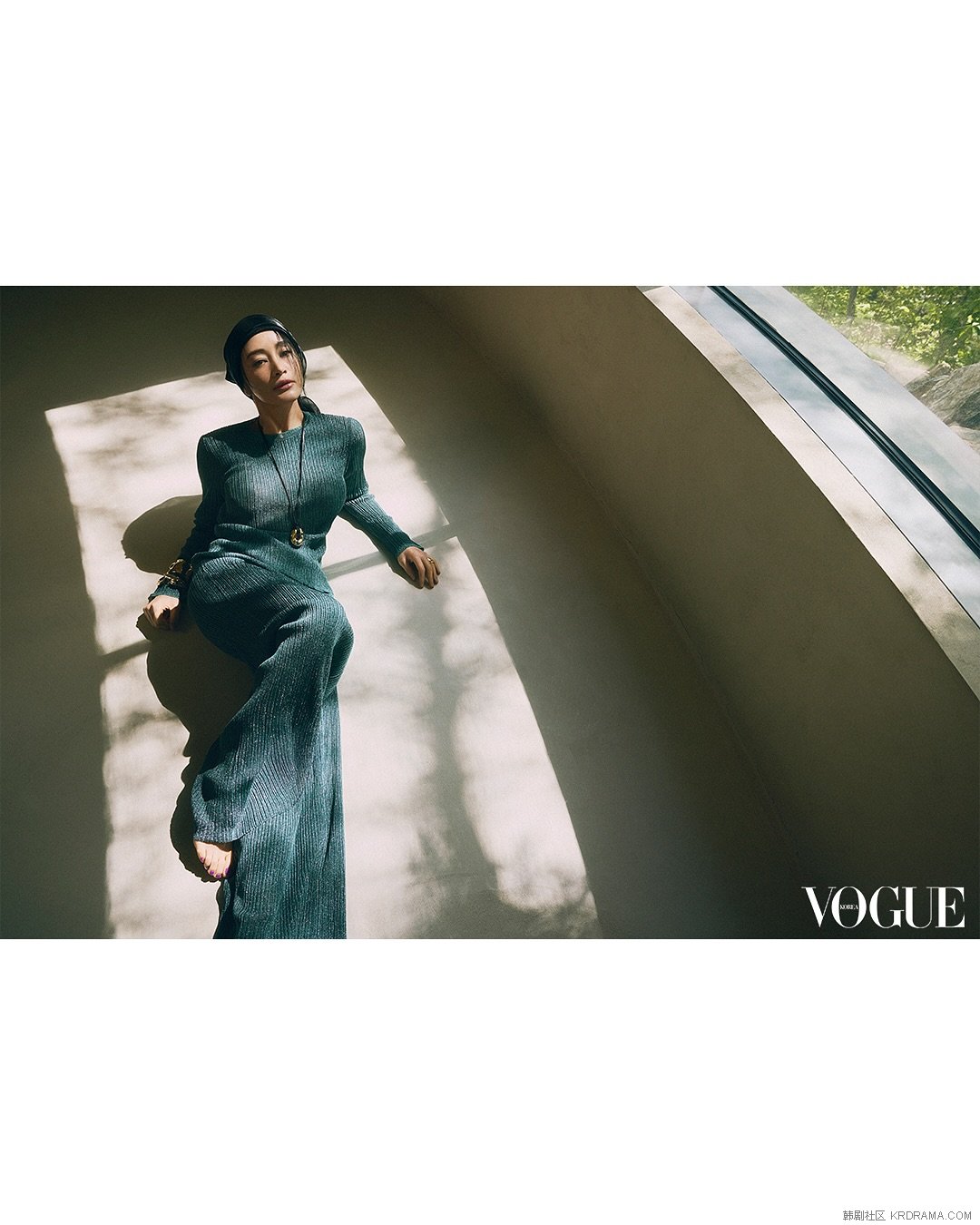 voguekorea_1747903388208.jpg