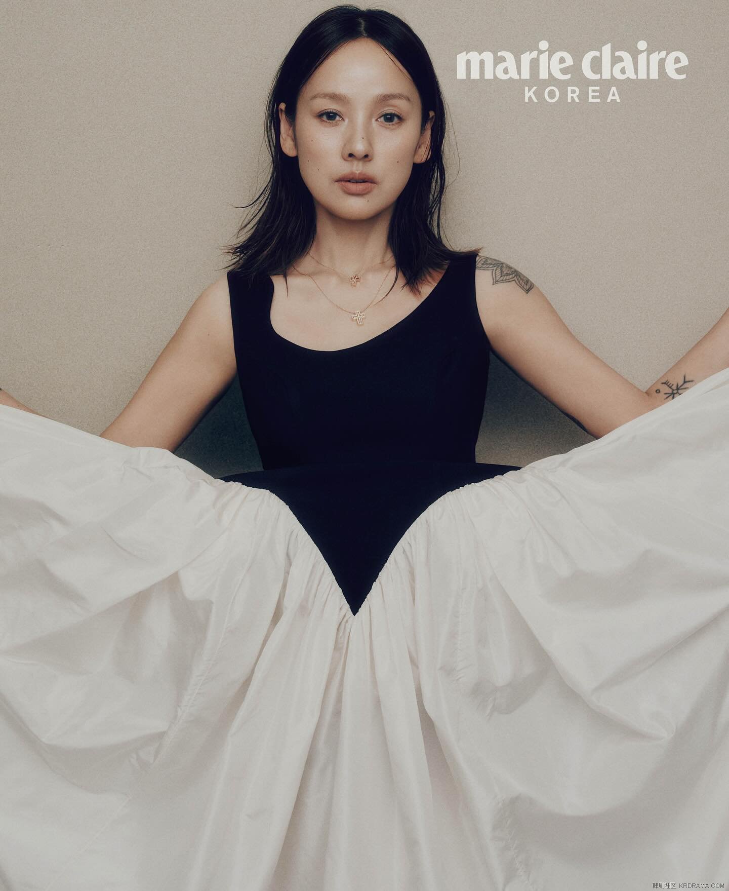marieclairekorea_1749558900346.jpg