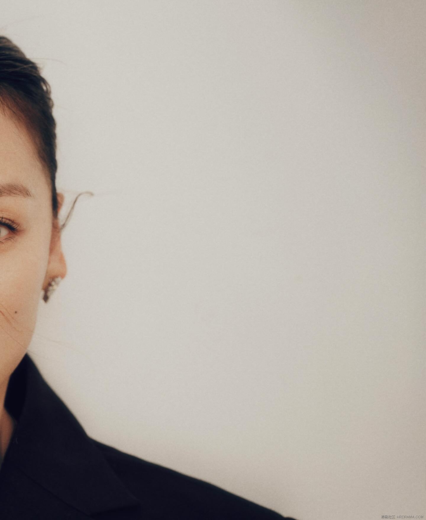 marieclairekorea_1749558903491.jpg