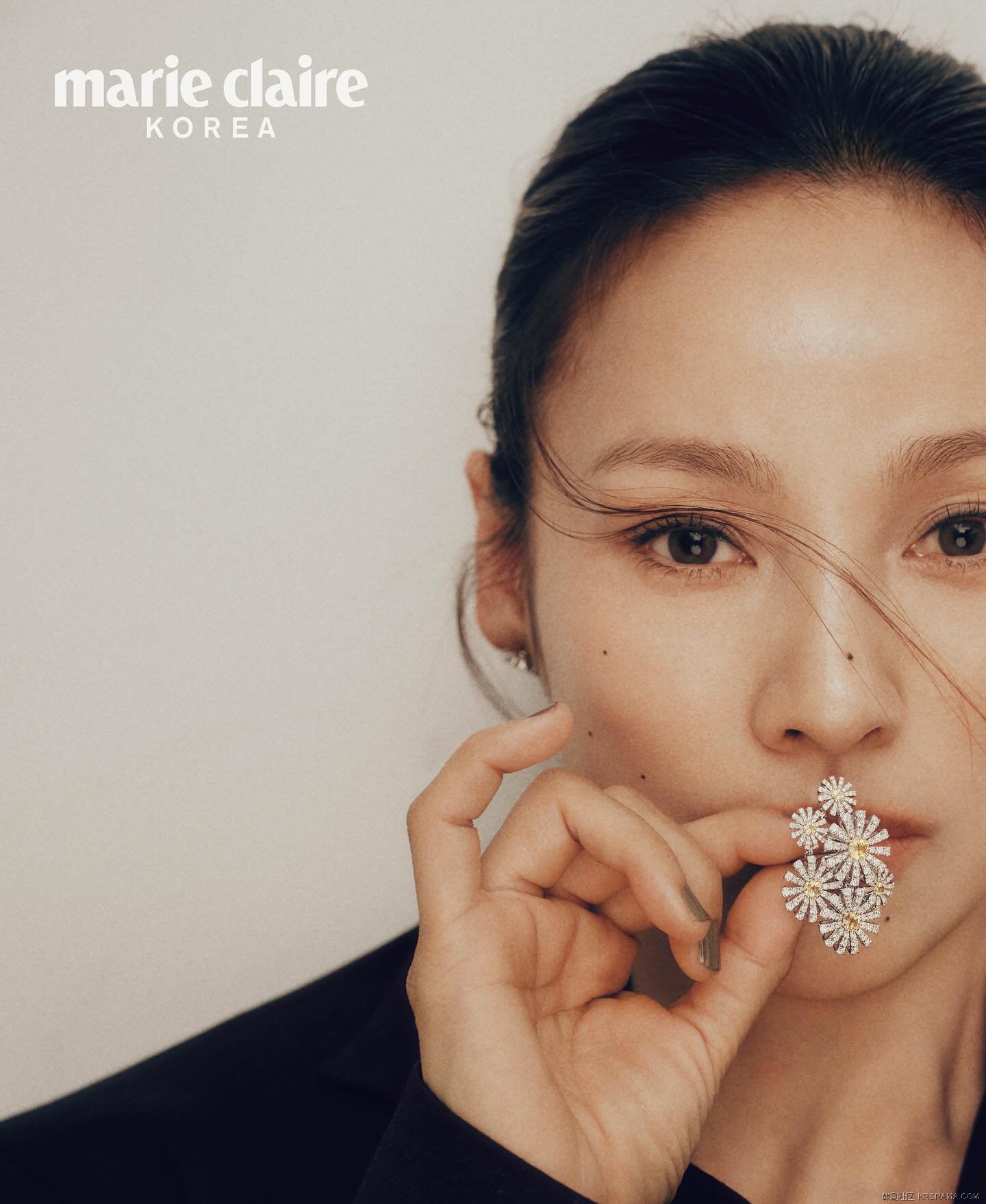 marieclairekorea_1749558902806.jpg