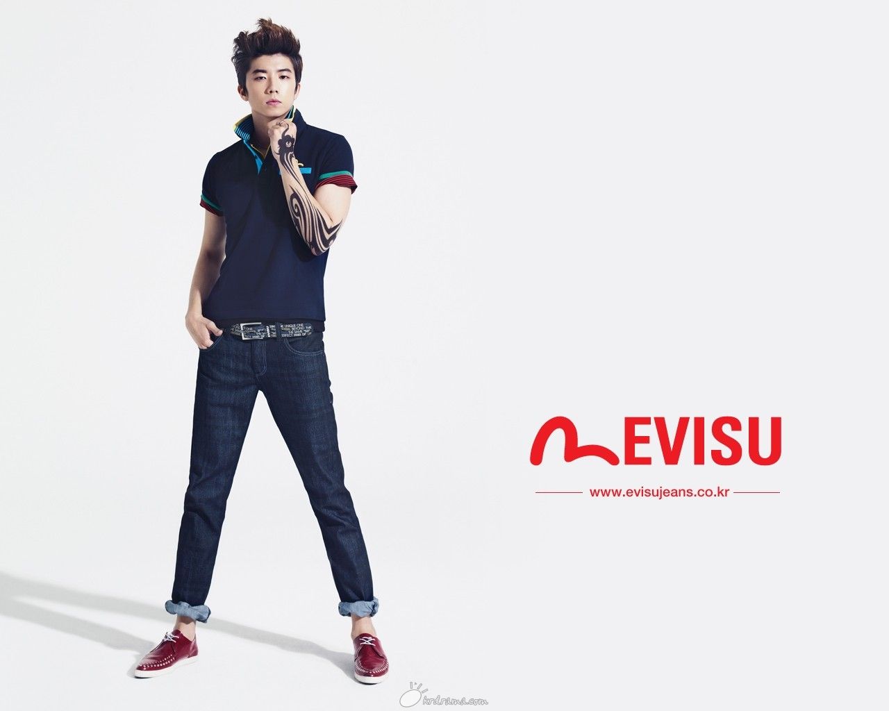 evisu1_1280x1024.JPG