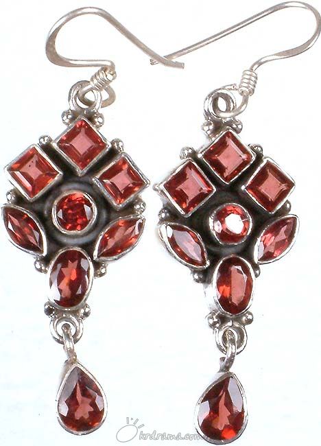 faceted_garnet_ear_rings_qe36.jpg