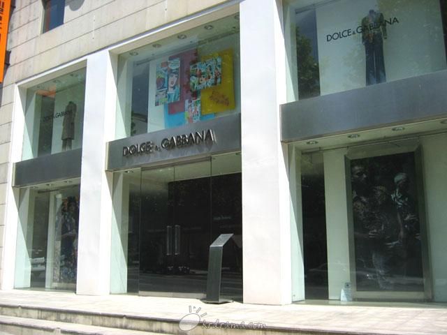 dolce & gabbana .jpg