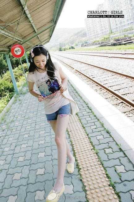 D370217_l.jpg