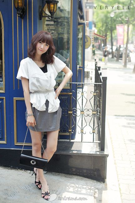 D371027_l.jpg
