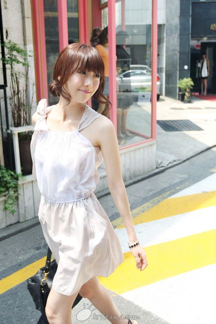 D372429_l.jpg