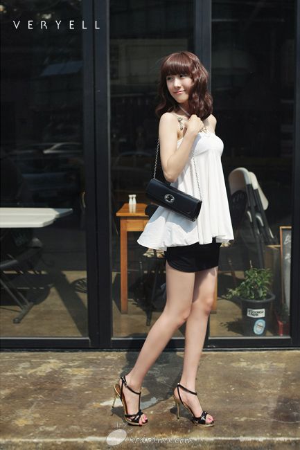 D371041_l.jpg