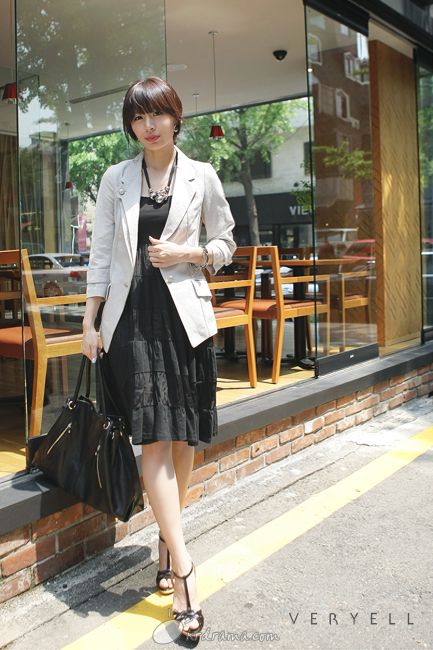 D371017_l.jpg