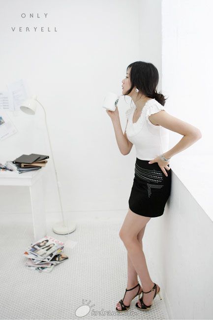 D371730_l.jpg