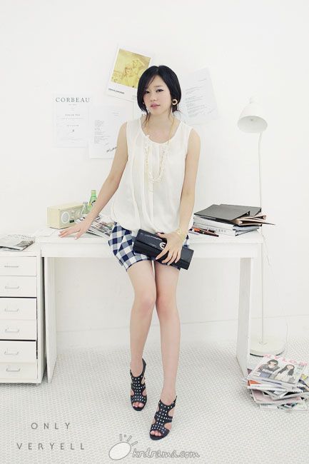 D371727_l.jpg