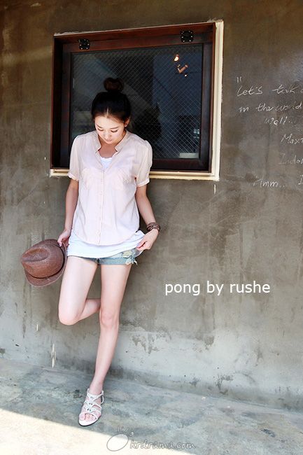 D378002_l.jpg