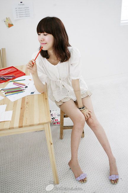 D373023_l.jpg