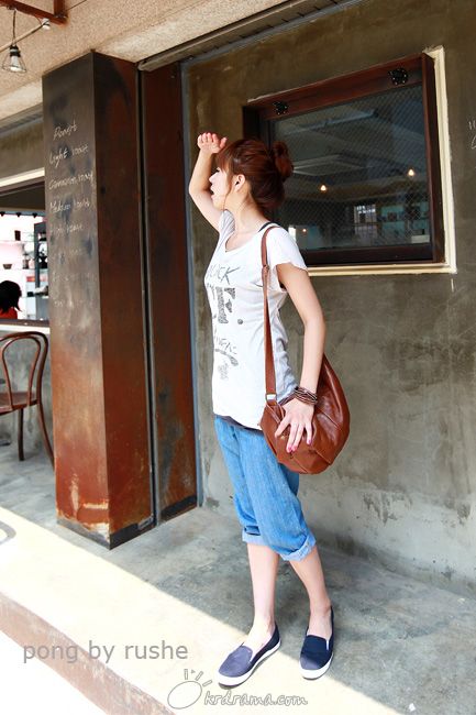 D377987_l.jpg