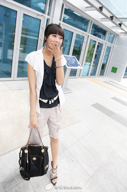 D376008_l.jpg