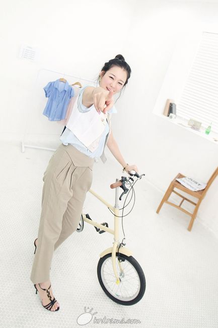 D373329_l.jpg