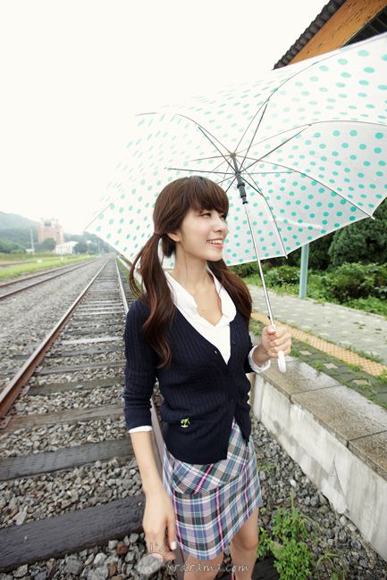 D387688_l.jpg