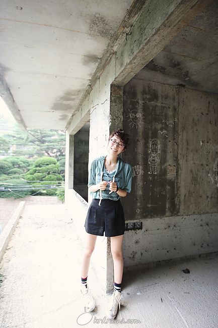 D383568_l.jpg