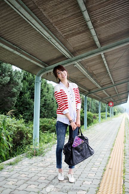 D387690_l.jpg