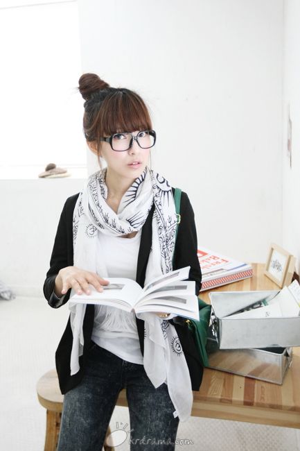 D389666_l.jpg