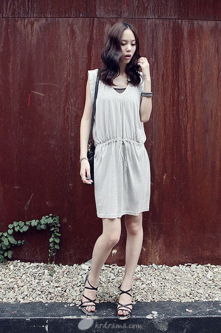D384500_l.jpg